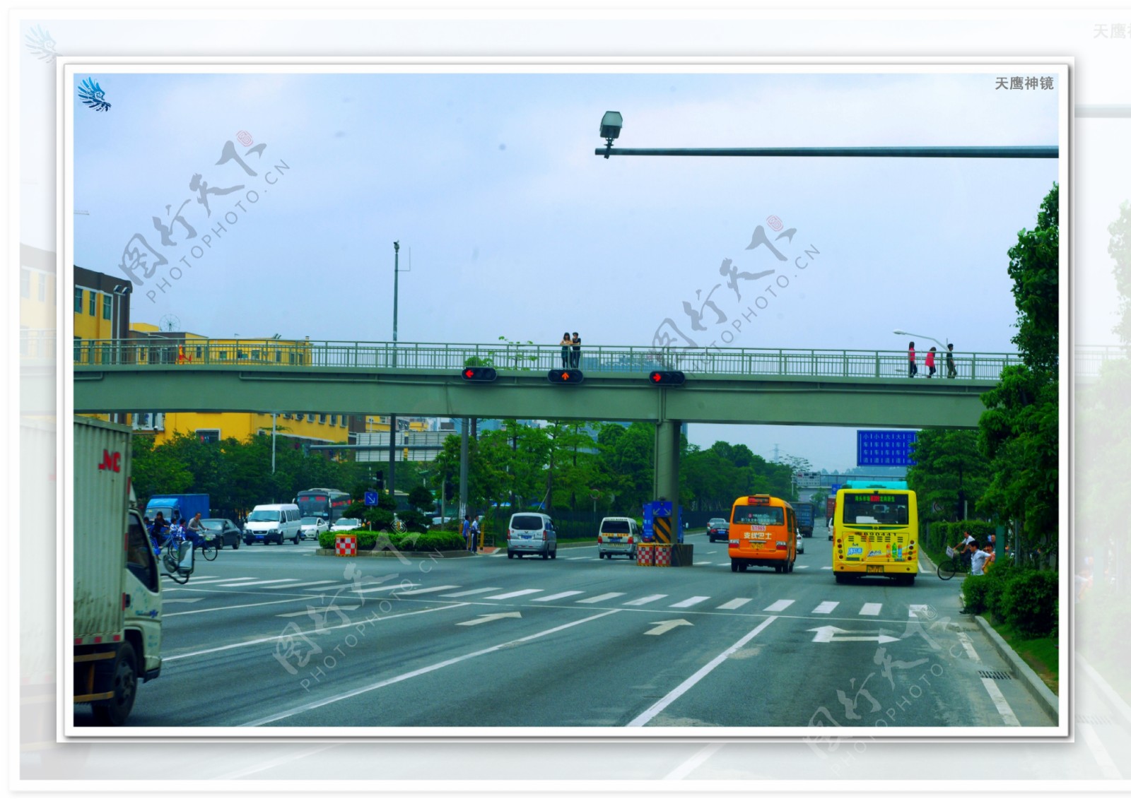交通建设沿路风景图片