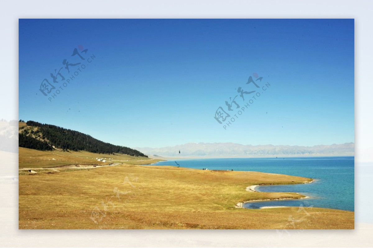 西藏赛里水湖4图片