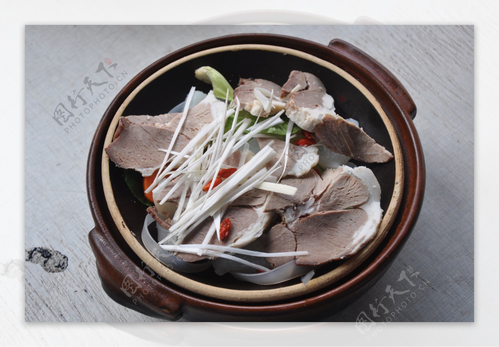 砂锅炖羊肉摄影图__传统美食_餐饮美食_摄影图库_昵图网nipic.com