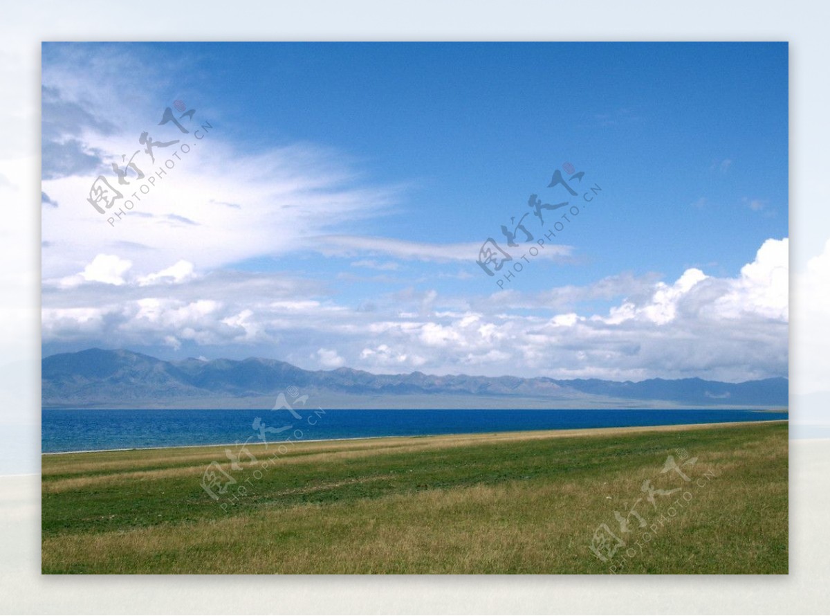 美丽的赛里木湖图片