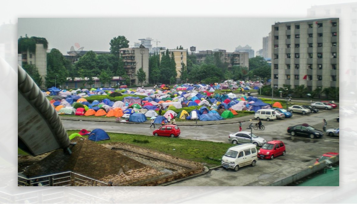 汶川大地震图片