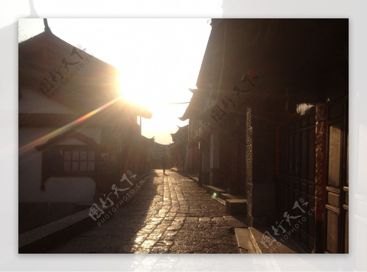 清晨的丽江古城图片