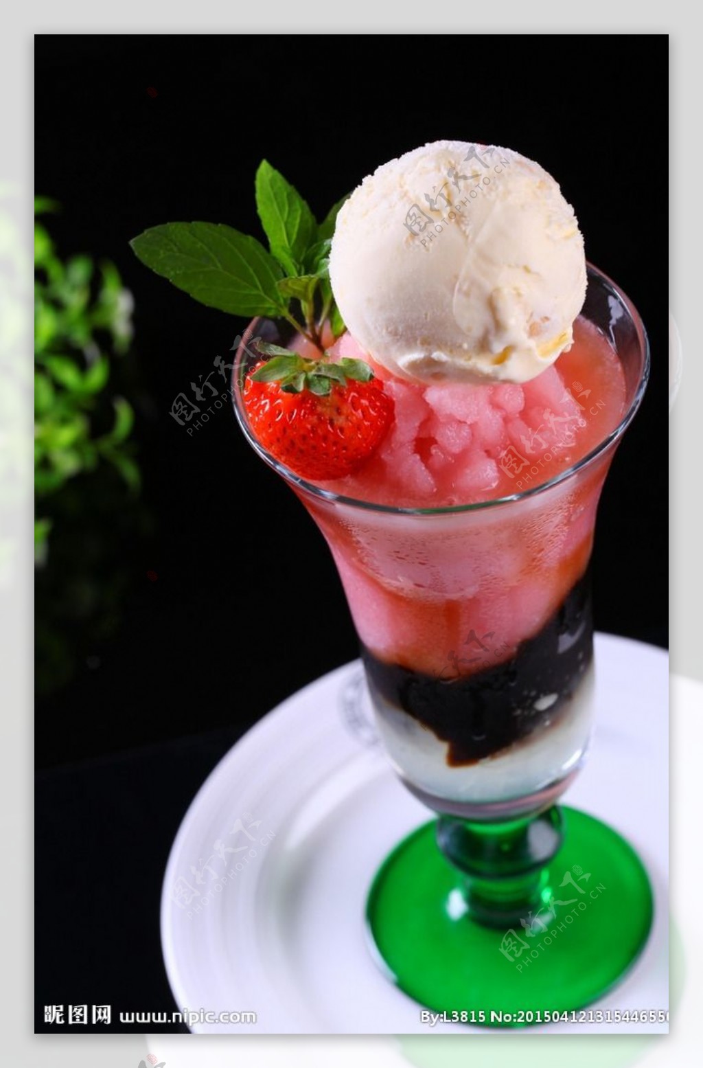 草莓冰淇淋图片素材-编号26371474-图行天下