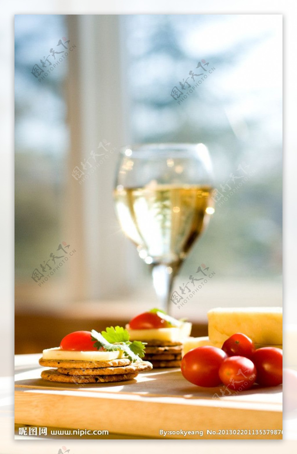 乳酪与葡萄酒图片