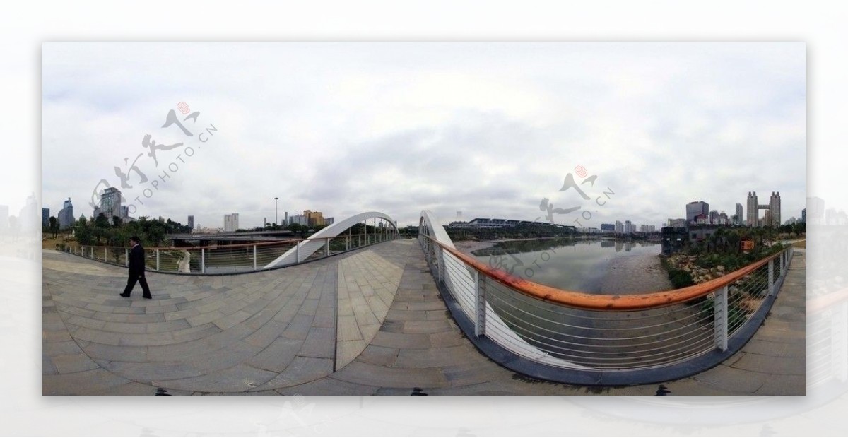 南宁民歌湖拱桥图片