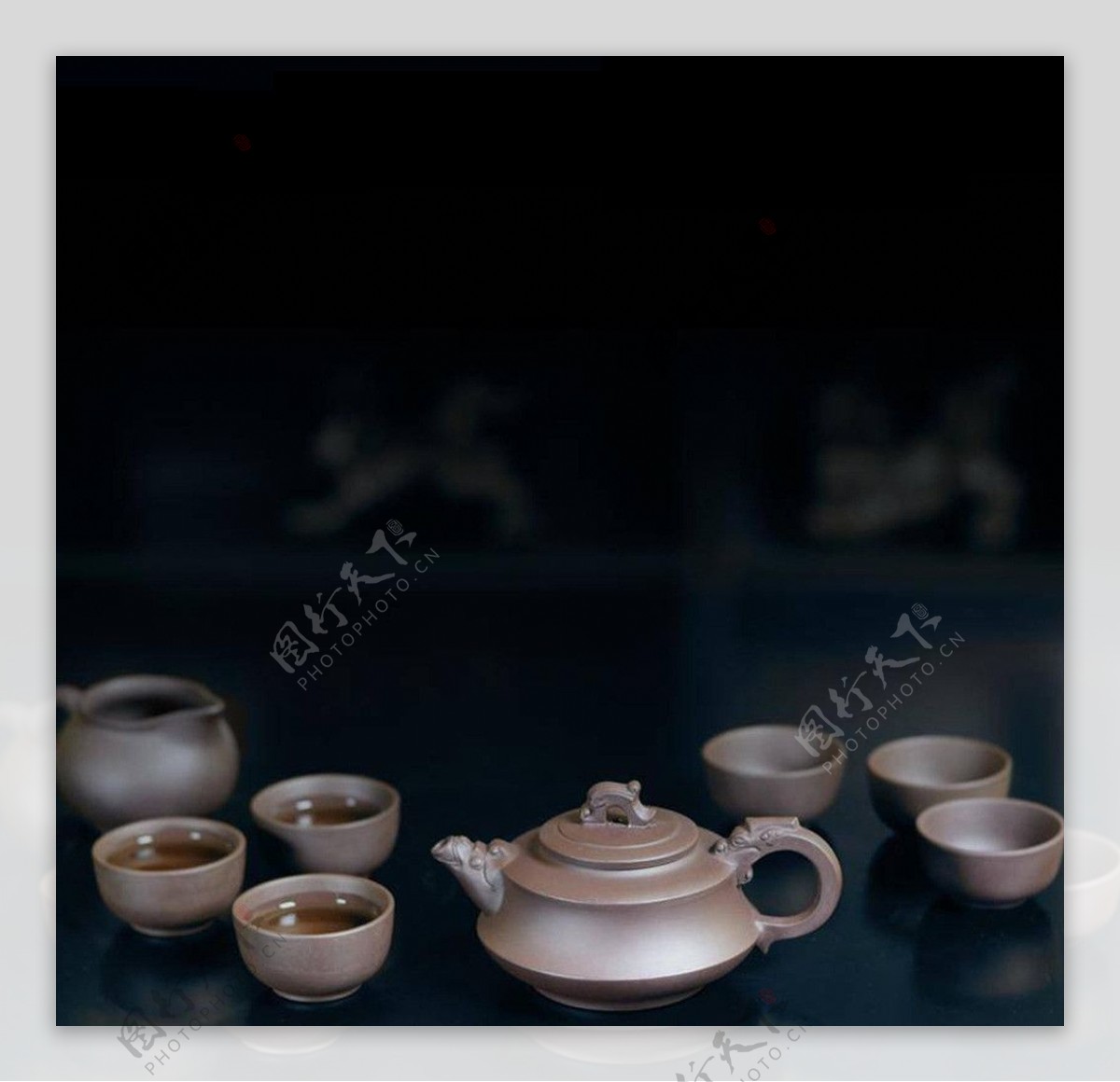 云龙套壶紫砂茶具图片