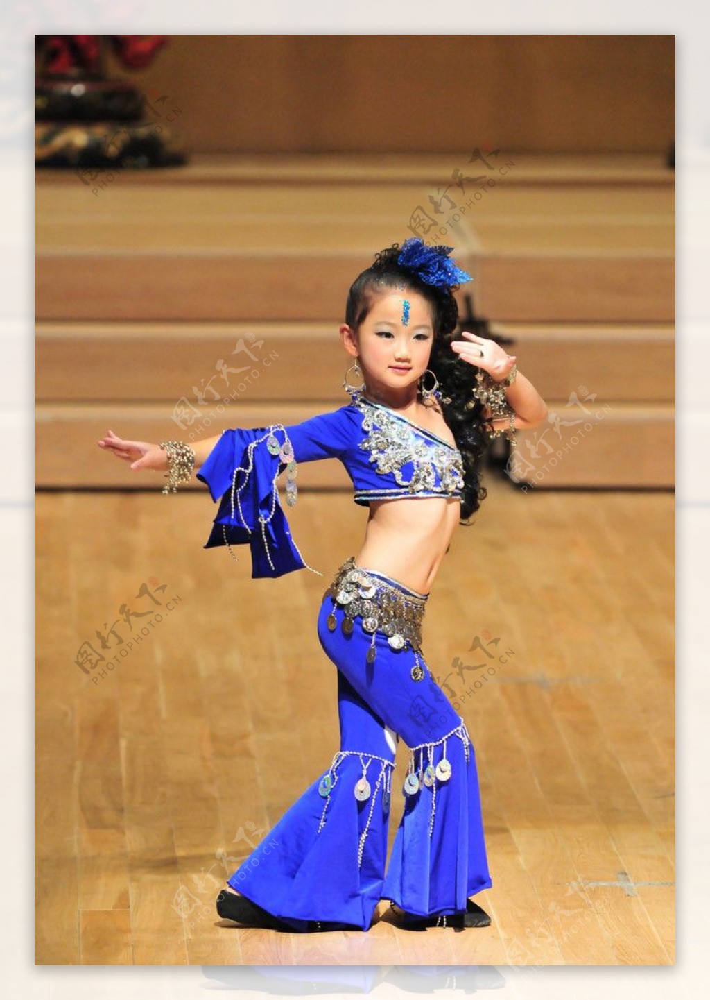 中日韩舞蹈比赛图片