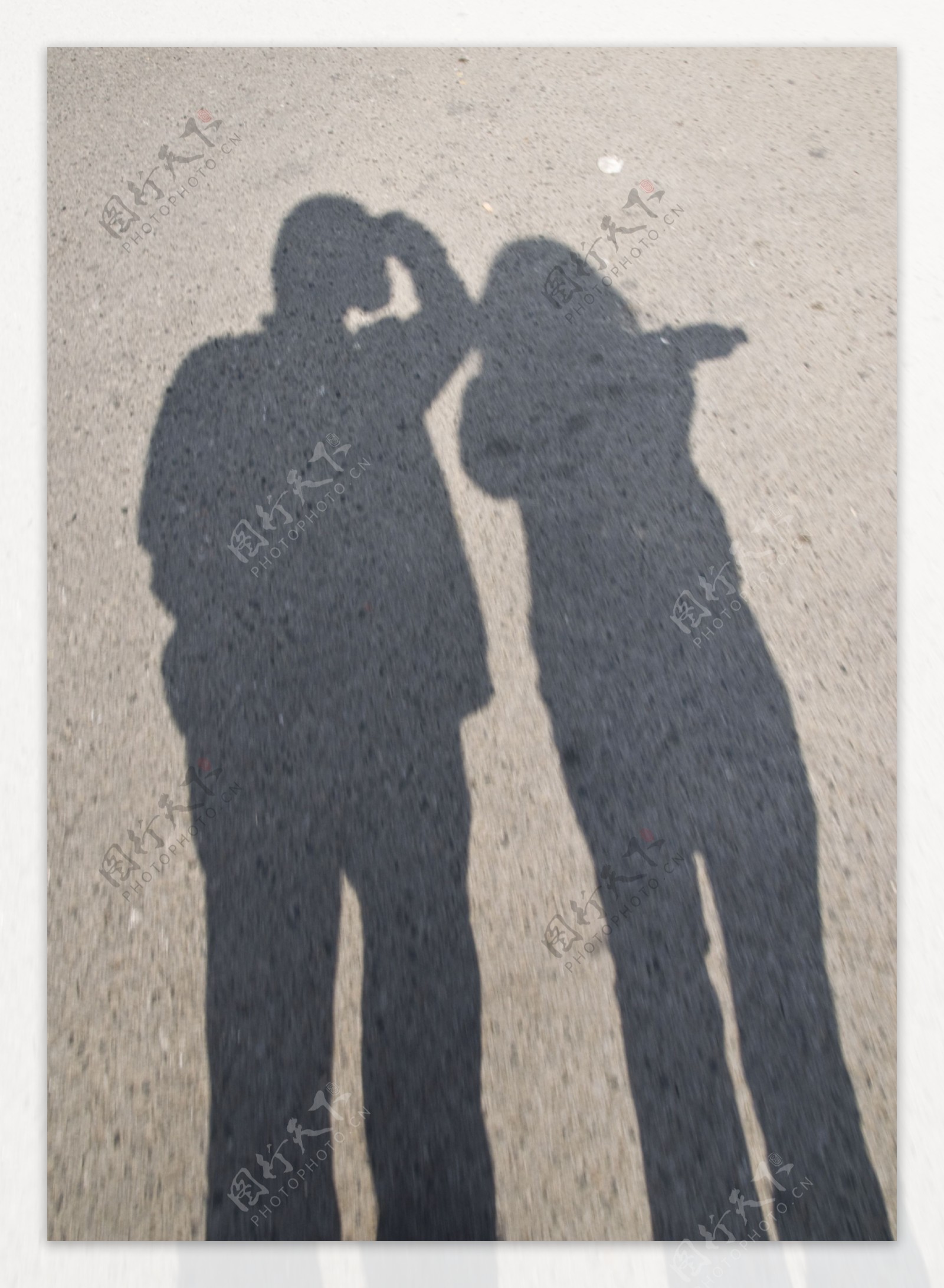 两个人的影子图片