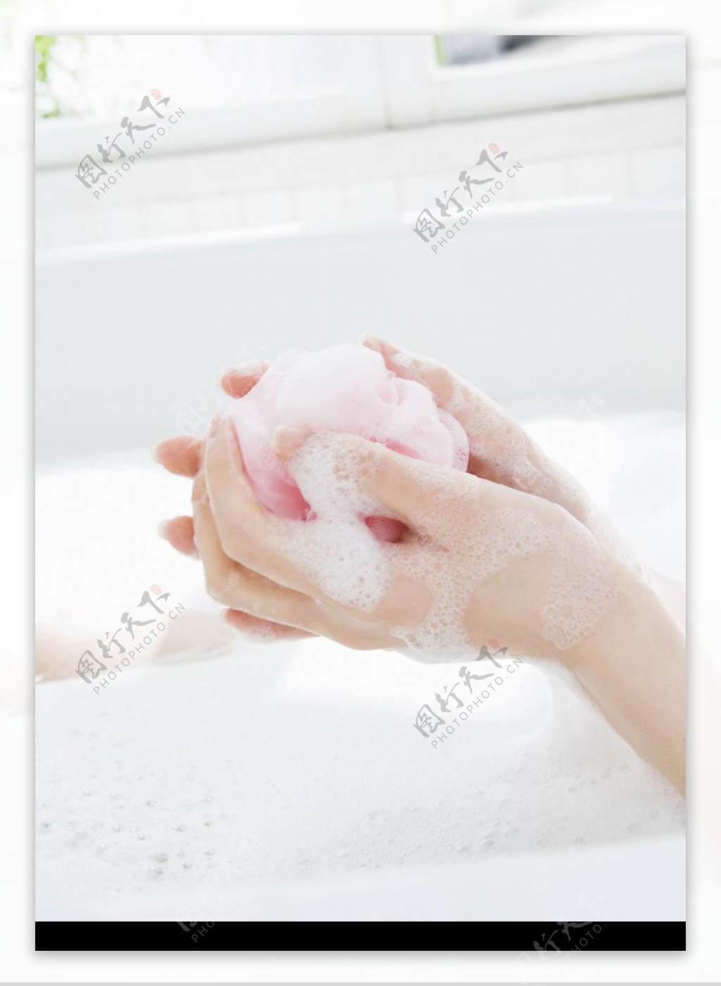 女性轻松淋浴0111
