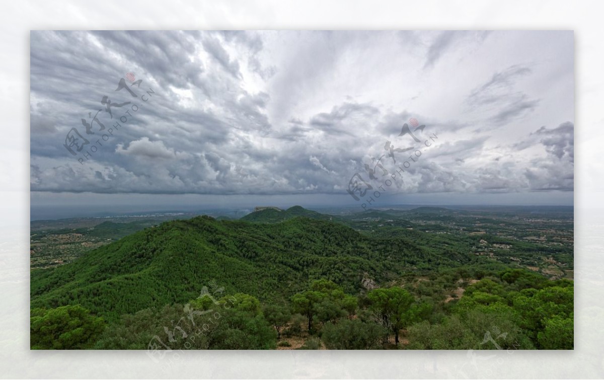 半山山脉风景