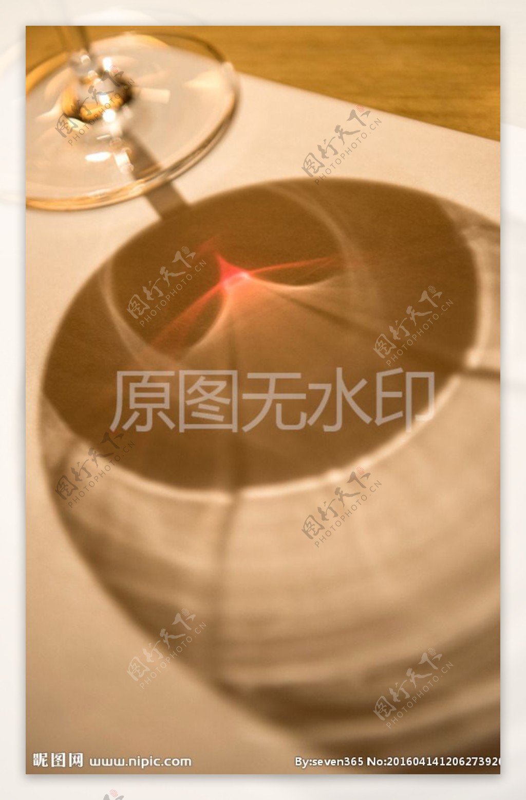 酒窖红酒杯投影
