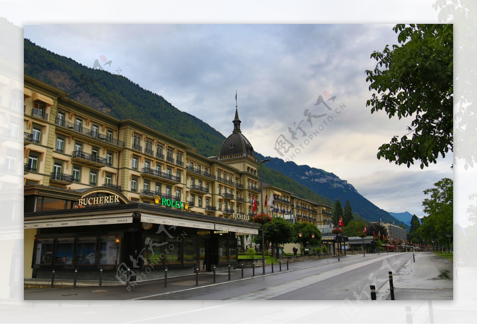 瑞士最美小镇因特拉肯Interlaken - 两湖之间的童话镇