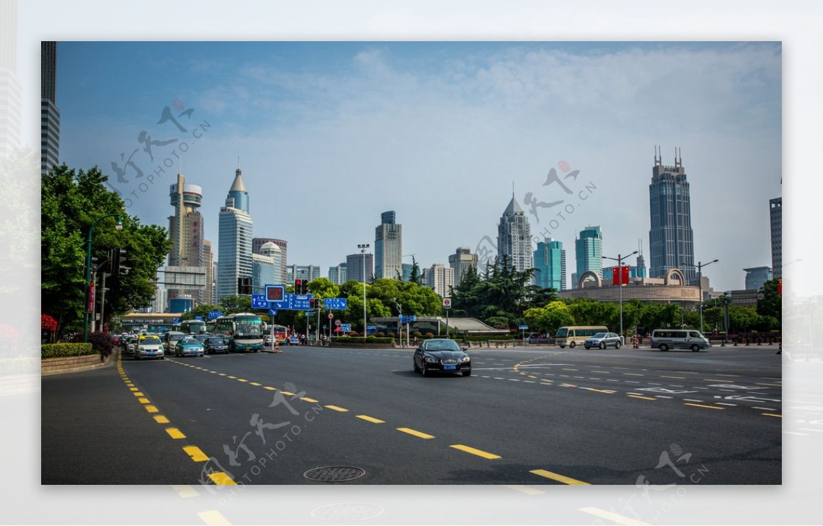 上海西藏中路街景