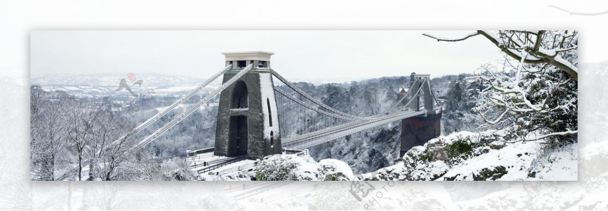 城市雪全景