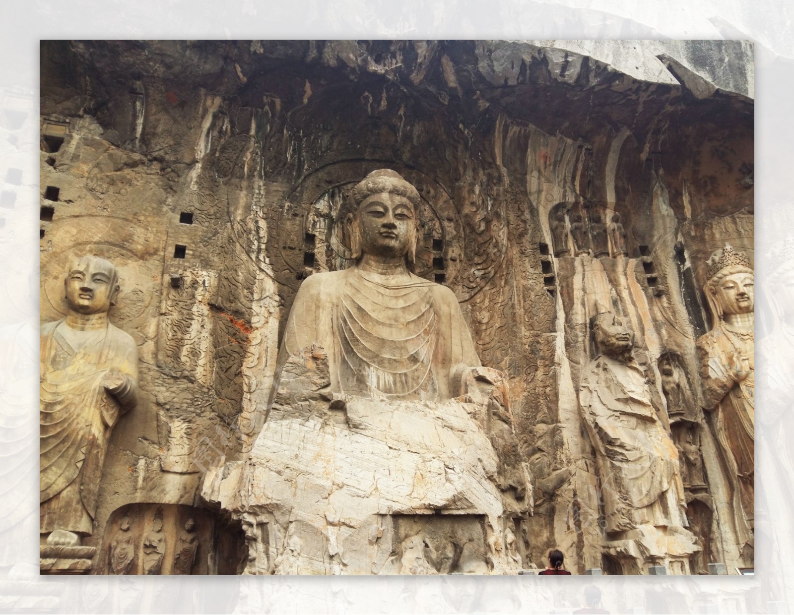 洛阳龙门石窟佛教旅游