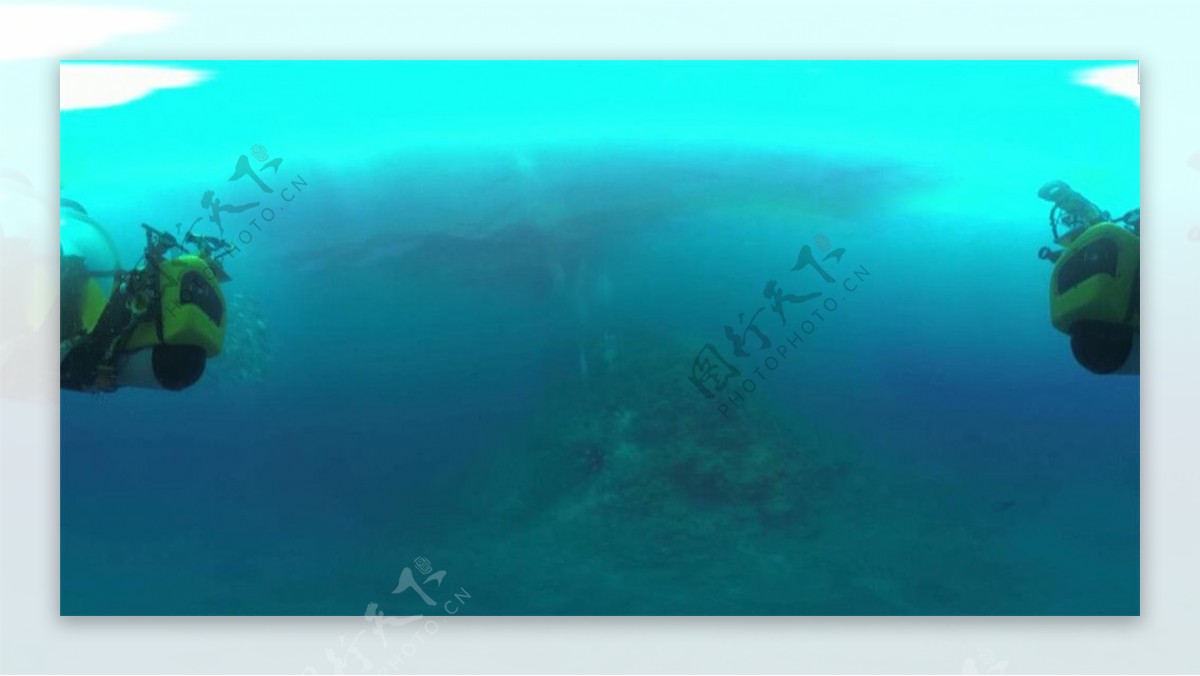潜水艇畅游大堡礁VR视频