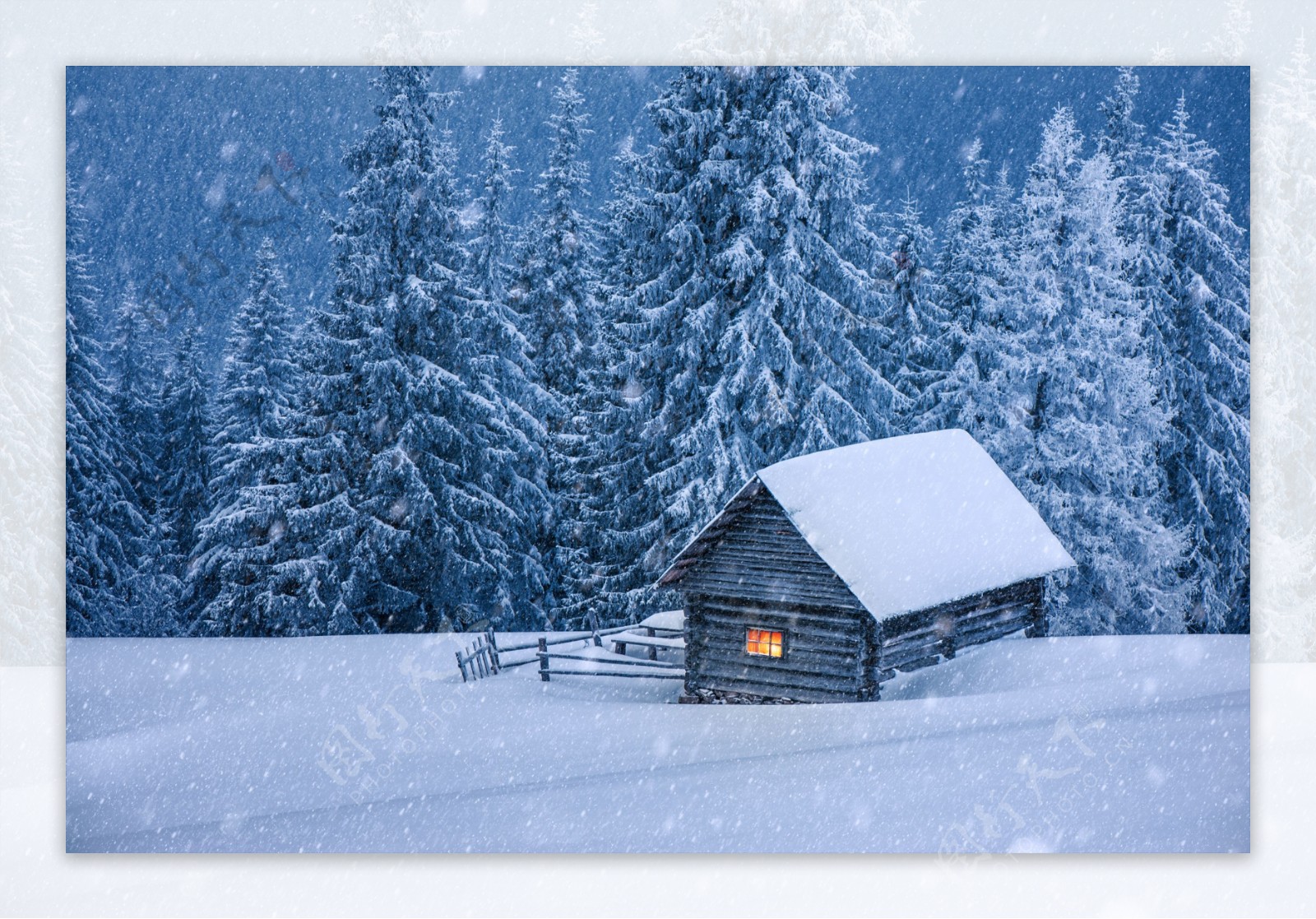 雪地里的小木屋图片