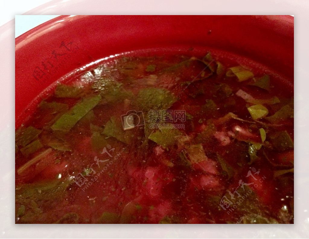 碗里的蔬菜汤