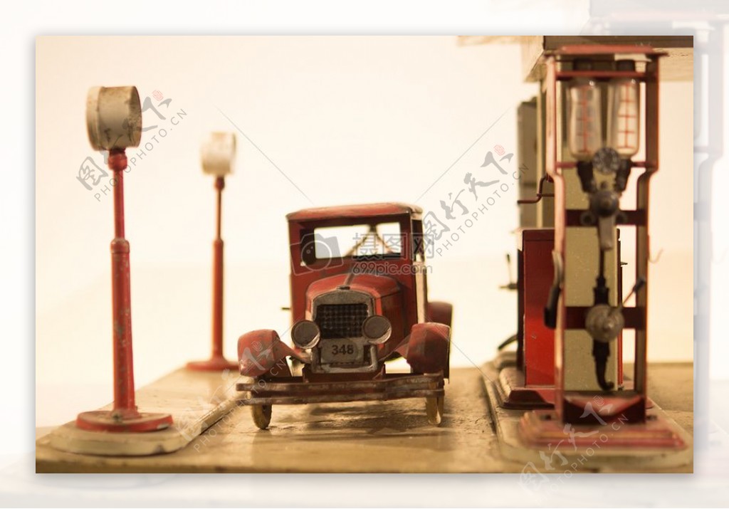 汽车古董老玩具微型汽油天然气站车气