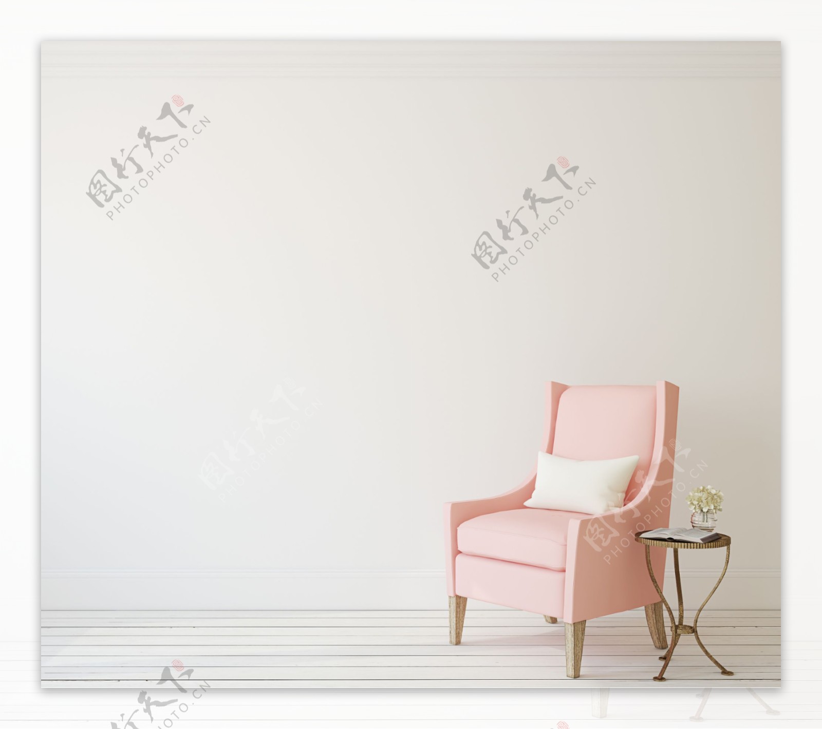 粉色椅子与桌子