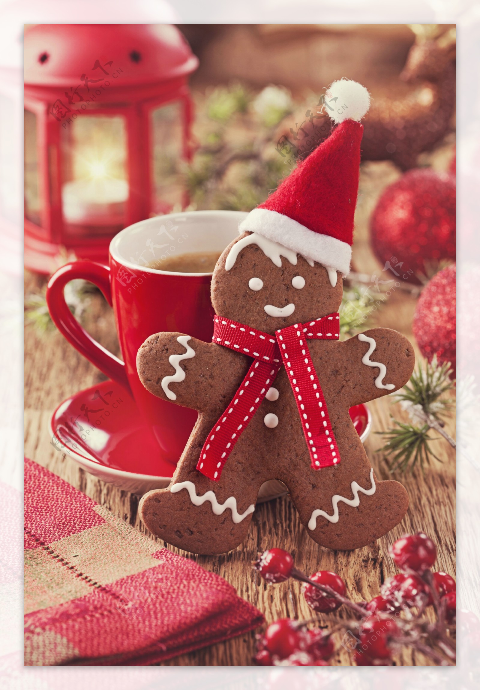 圣诞饼干和咖啡杯图片