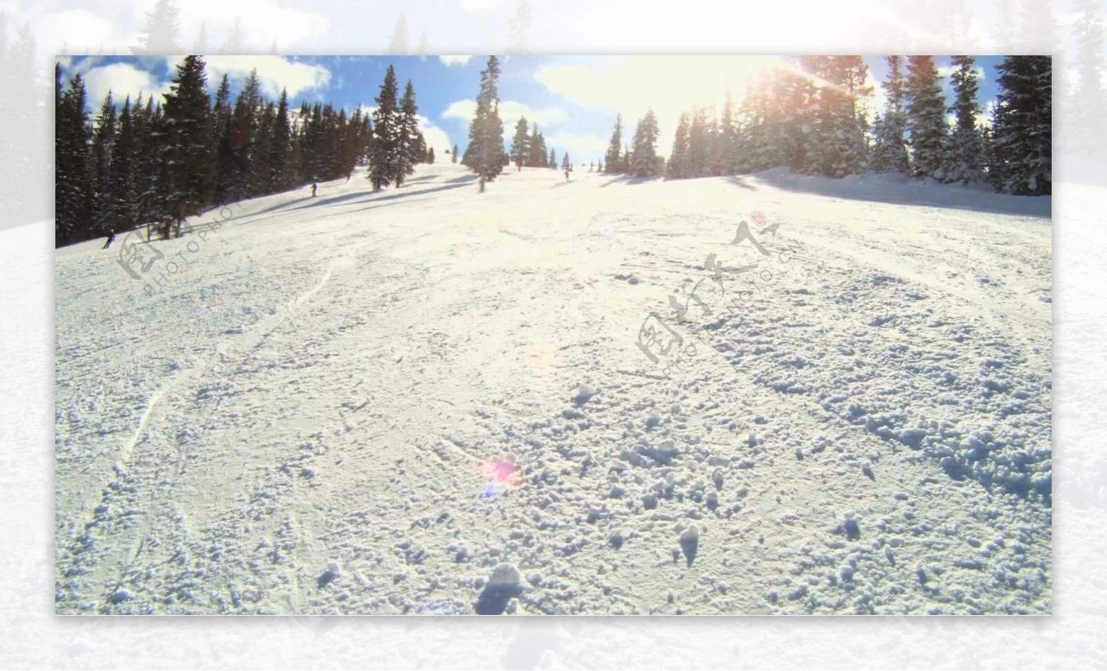 通过太阳过去股票视频摄像机的滑雪者视频免费下载