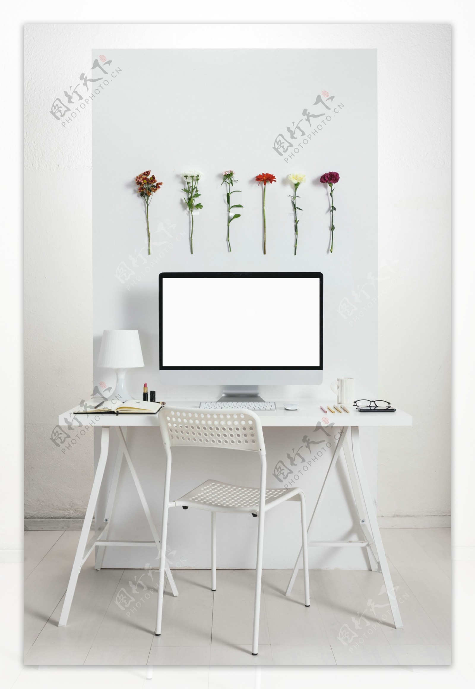 创意办公书桌装饰花朵