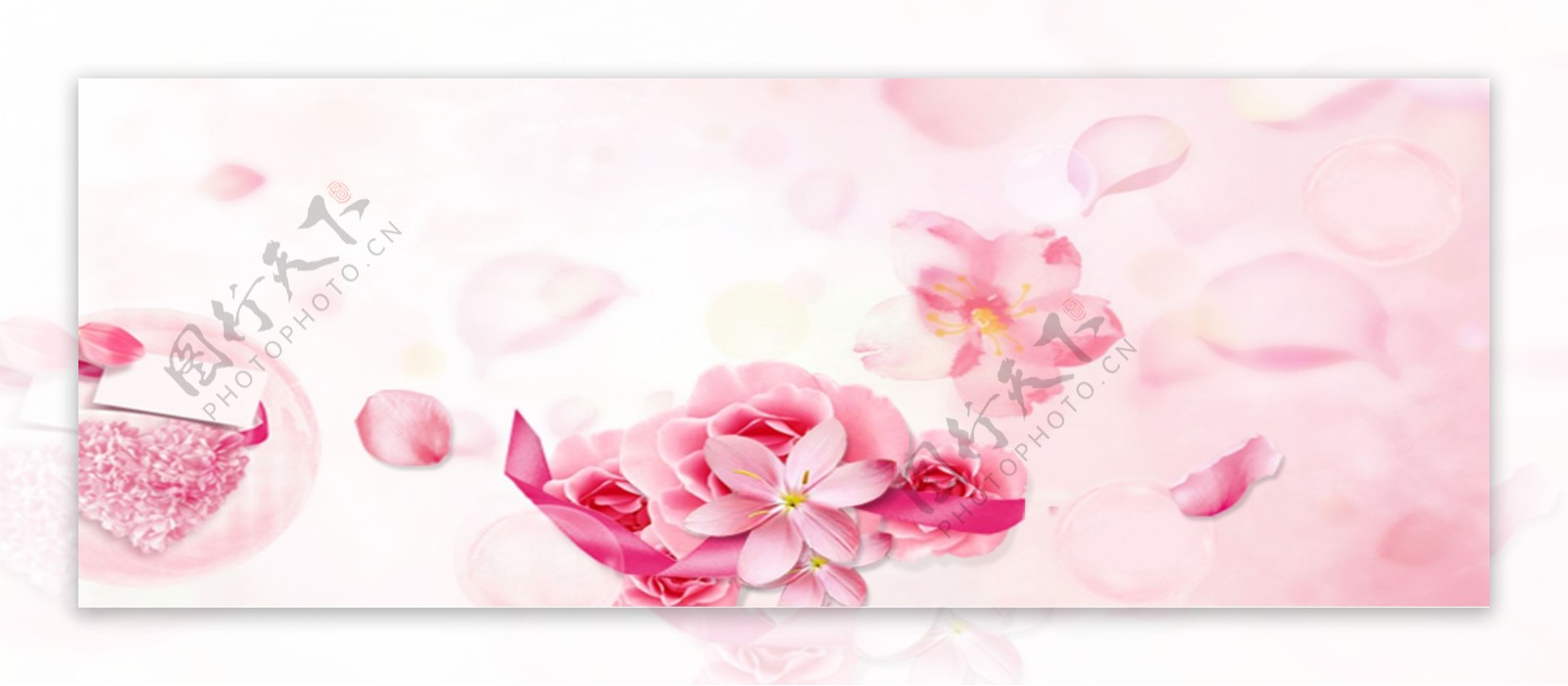 浪漫粉色花朵海报