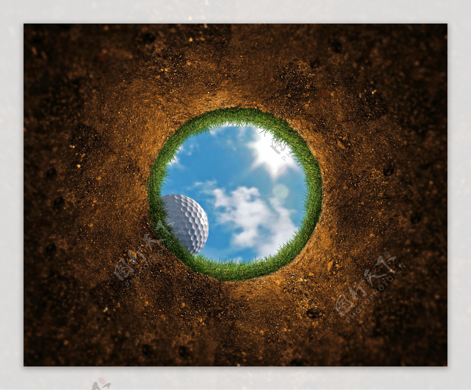 洞边上的高尔夫球图片