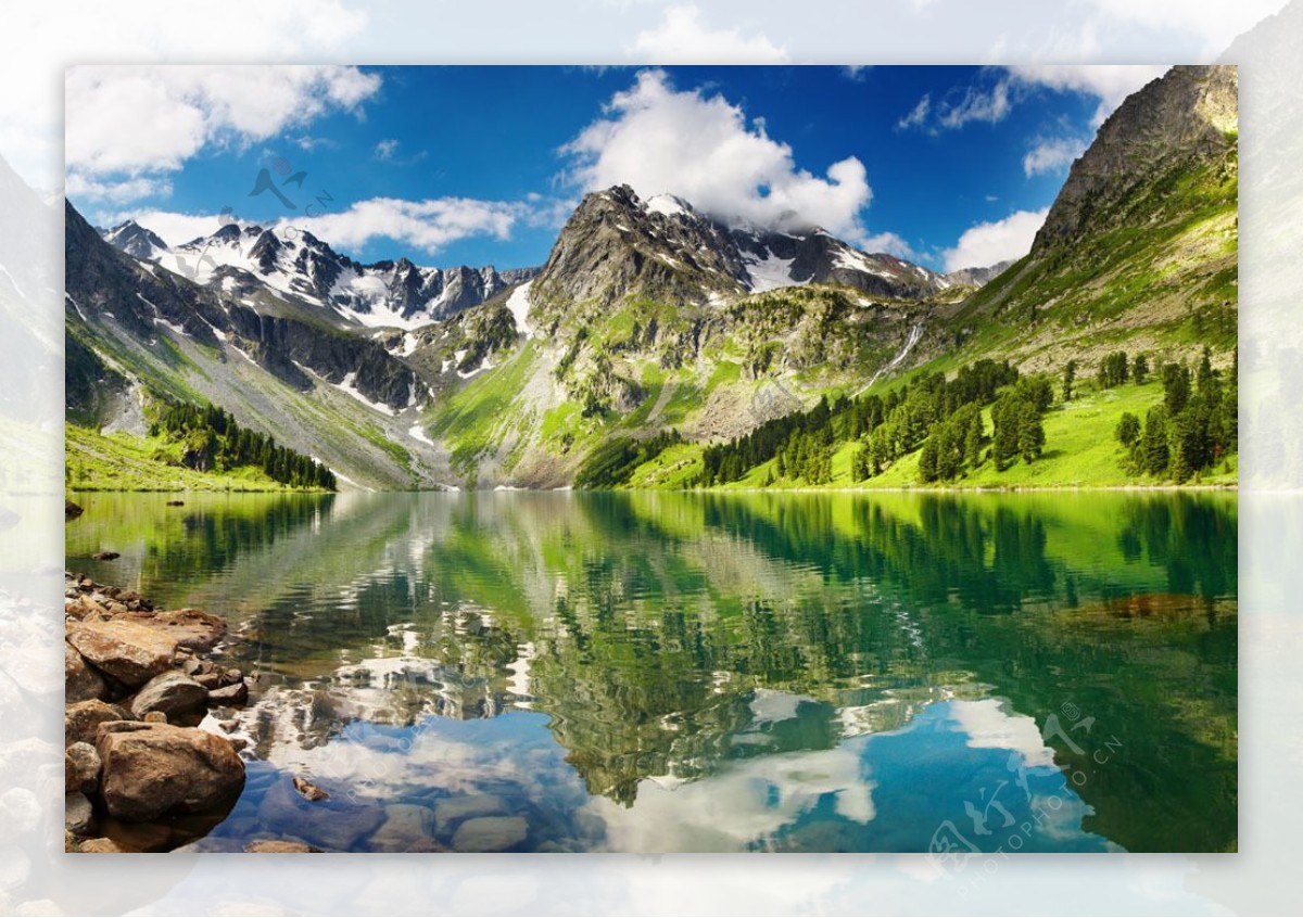 山脉湖泊风景图片图片