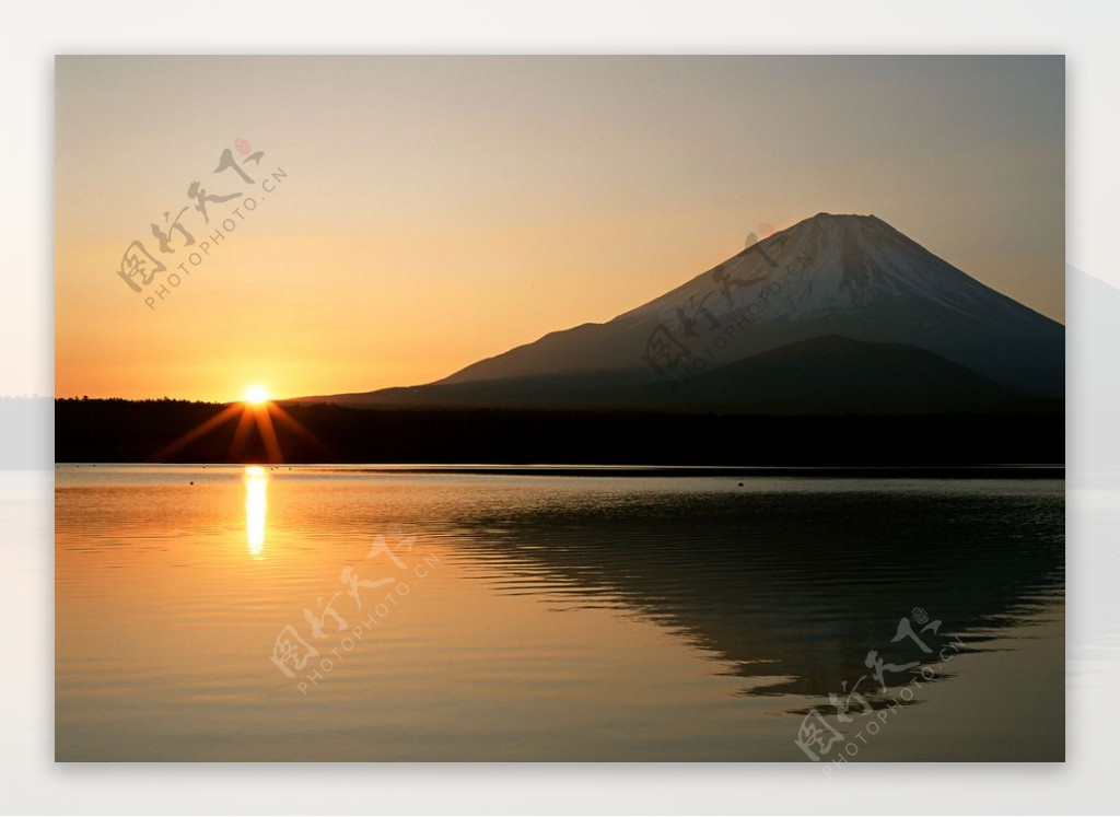 富士山夕阳图片