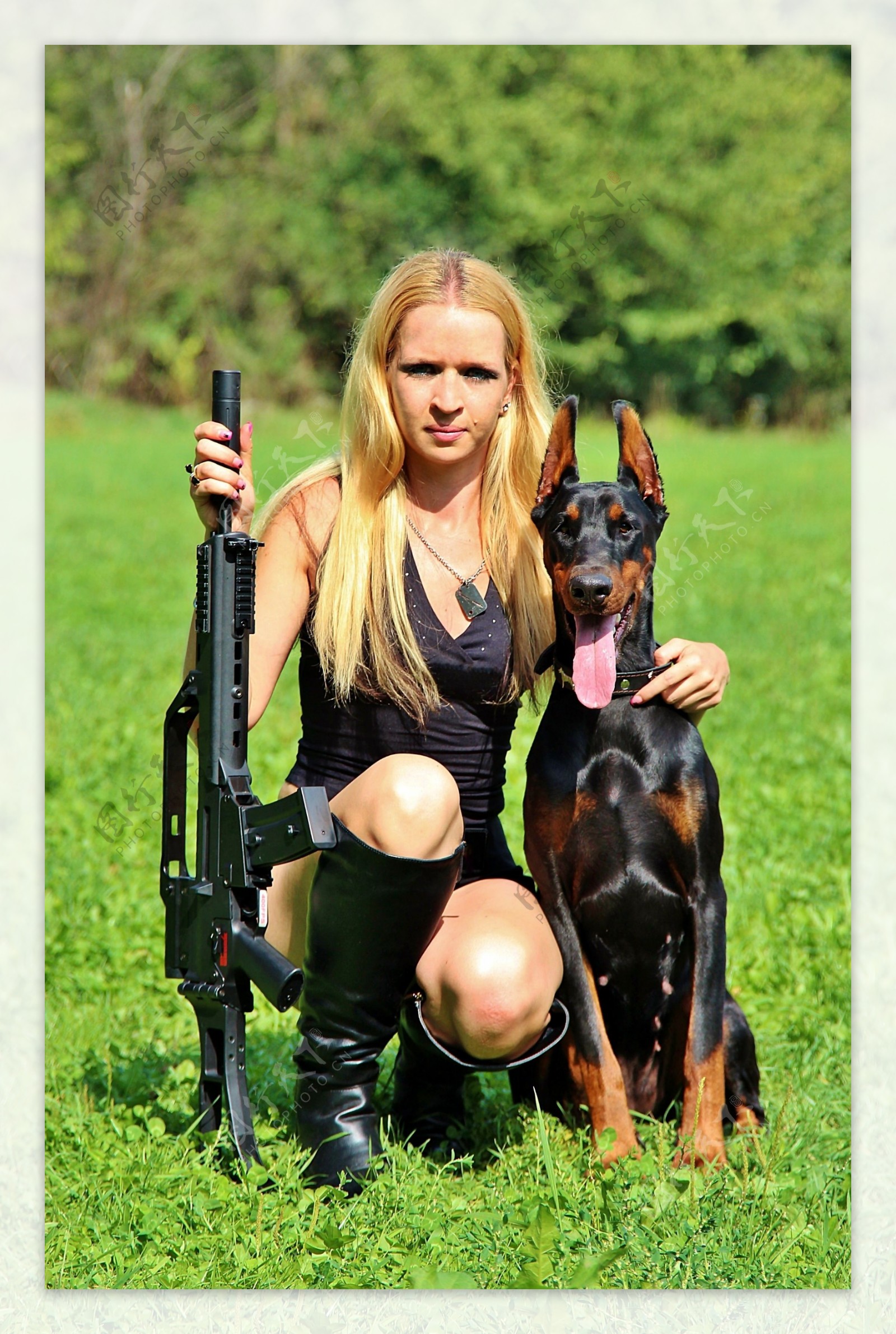 猎犬女战士图片