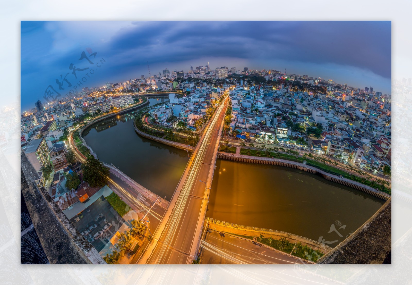 胡志明桥梁夜景图片