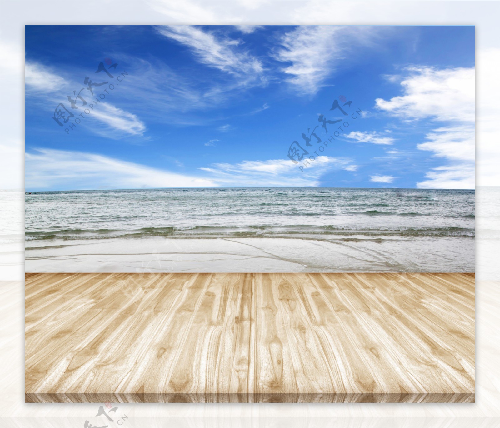 海滩风景与木板图片