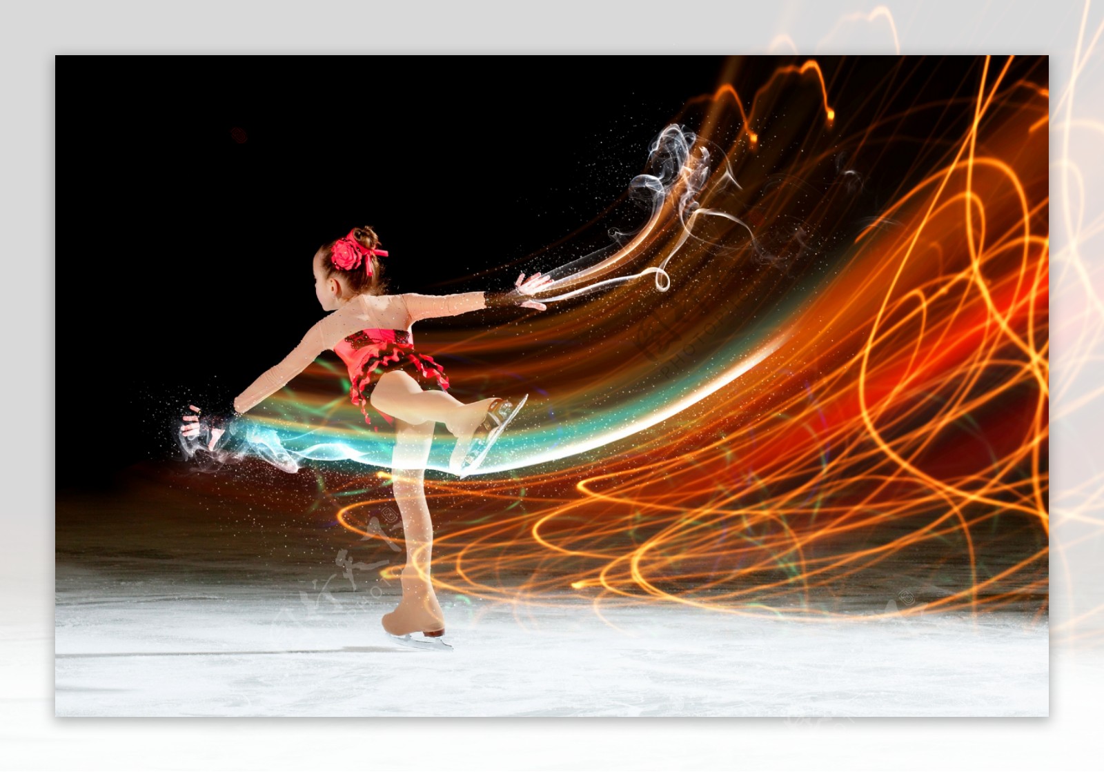 花样滑冰和彩色梦幻线条图片