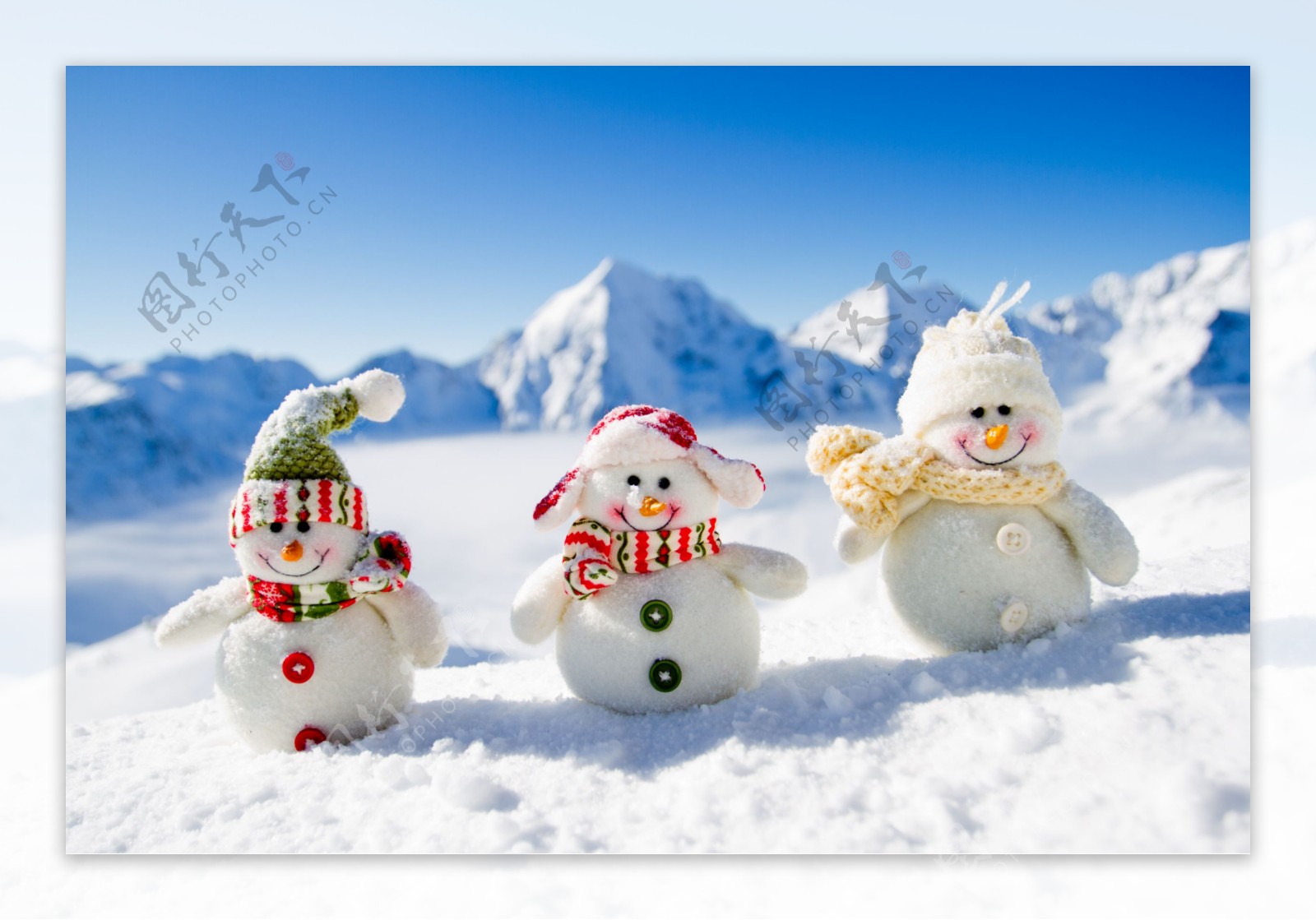 可爱的3个雪人图片