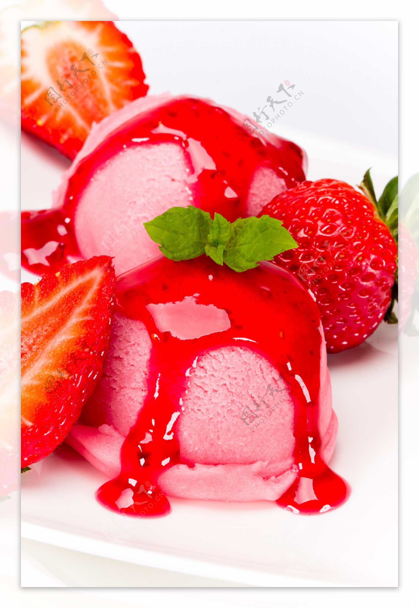 草莓果酱和冰激凌