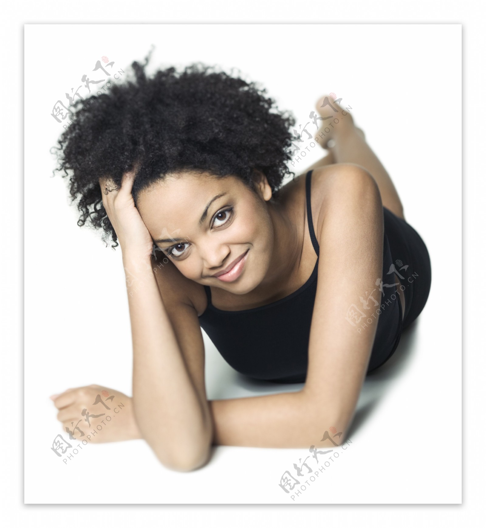 爆炸式发型的黑人美女图片素材-编号27457739-图行天下