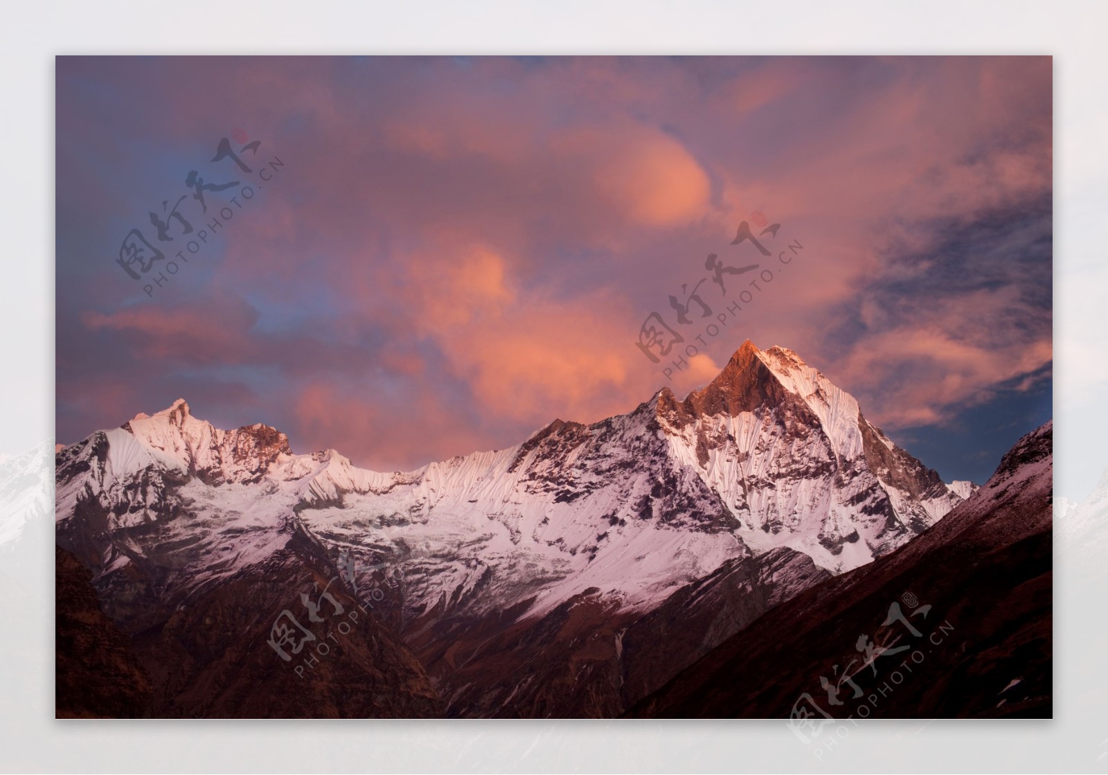 美丽雪山景色图片