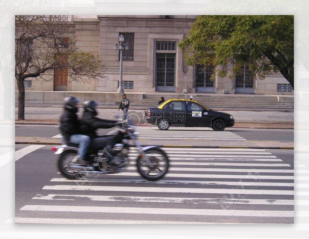 PedestrianCrossing012.JPG