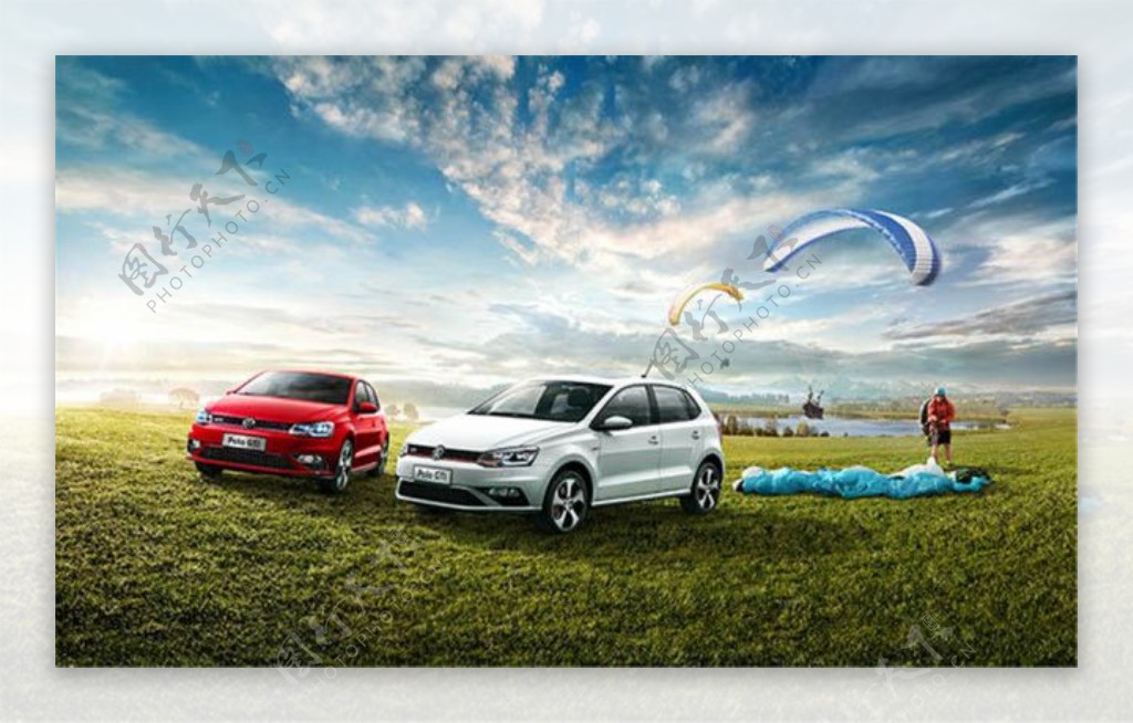 大众polo汽车时尚滑翔伞宣传广告海报设计psd素材下载