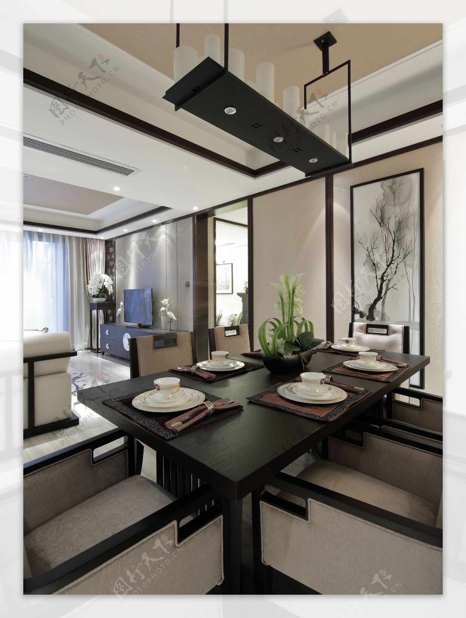 现代简约黑色造型吊灯客厅室内装修效果图