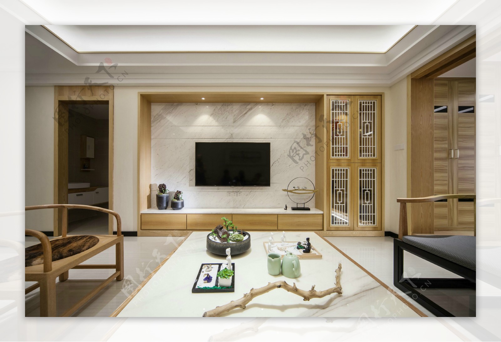日式雅致客厅木制背景墙室内装修效果图