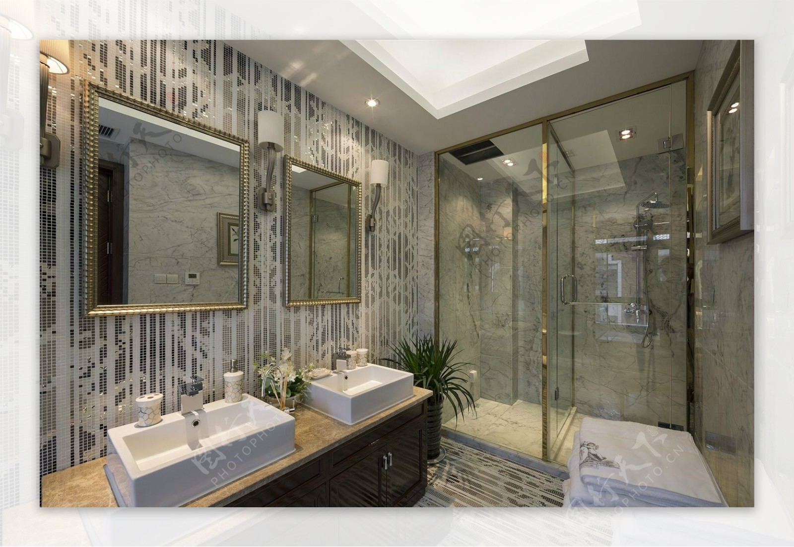 现代新中式轻奢风格浴室隐形门装修效果图