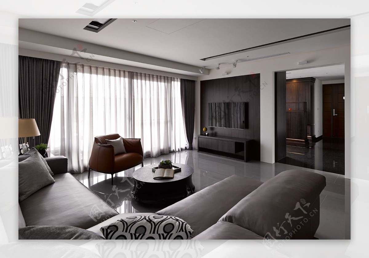 现代简约客厅双层窗帘室内装修效果图