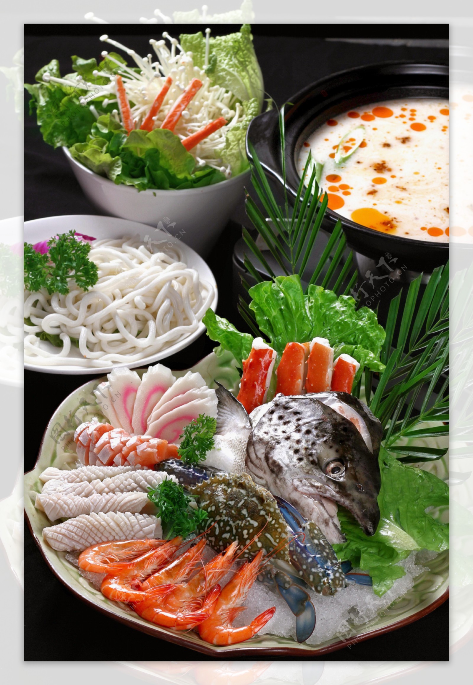 日式火鍋和壽喜燒有何區別？鍋底和食材上如何選擇 - GetIt01