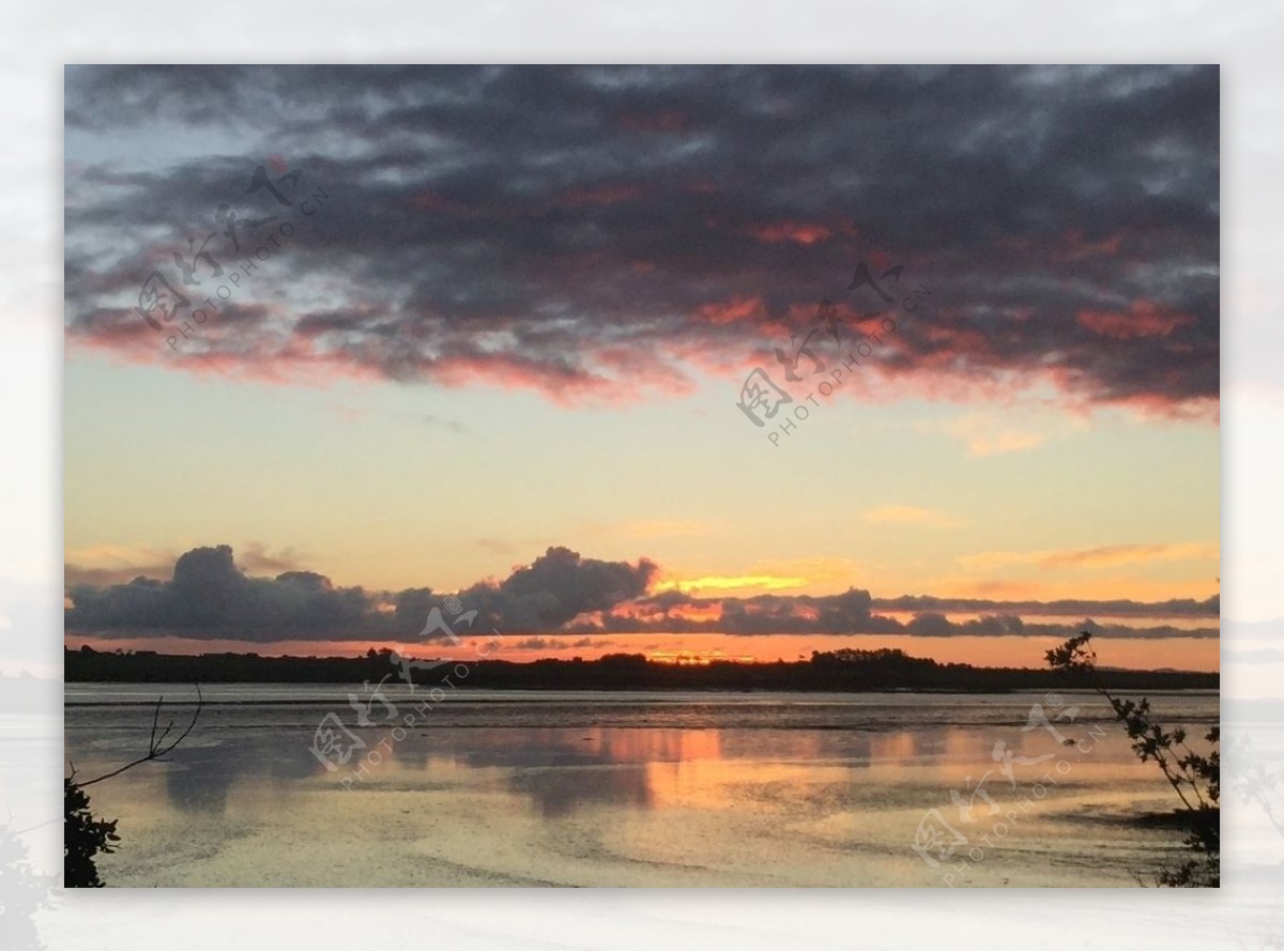 新西兰海滨日落风光