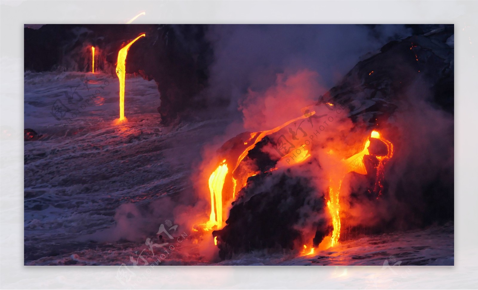 火山爆发壮观风景