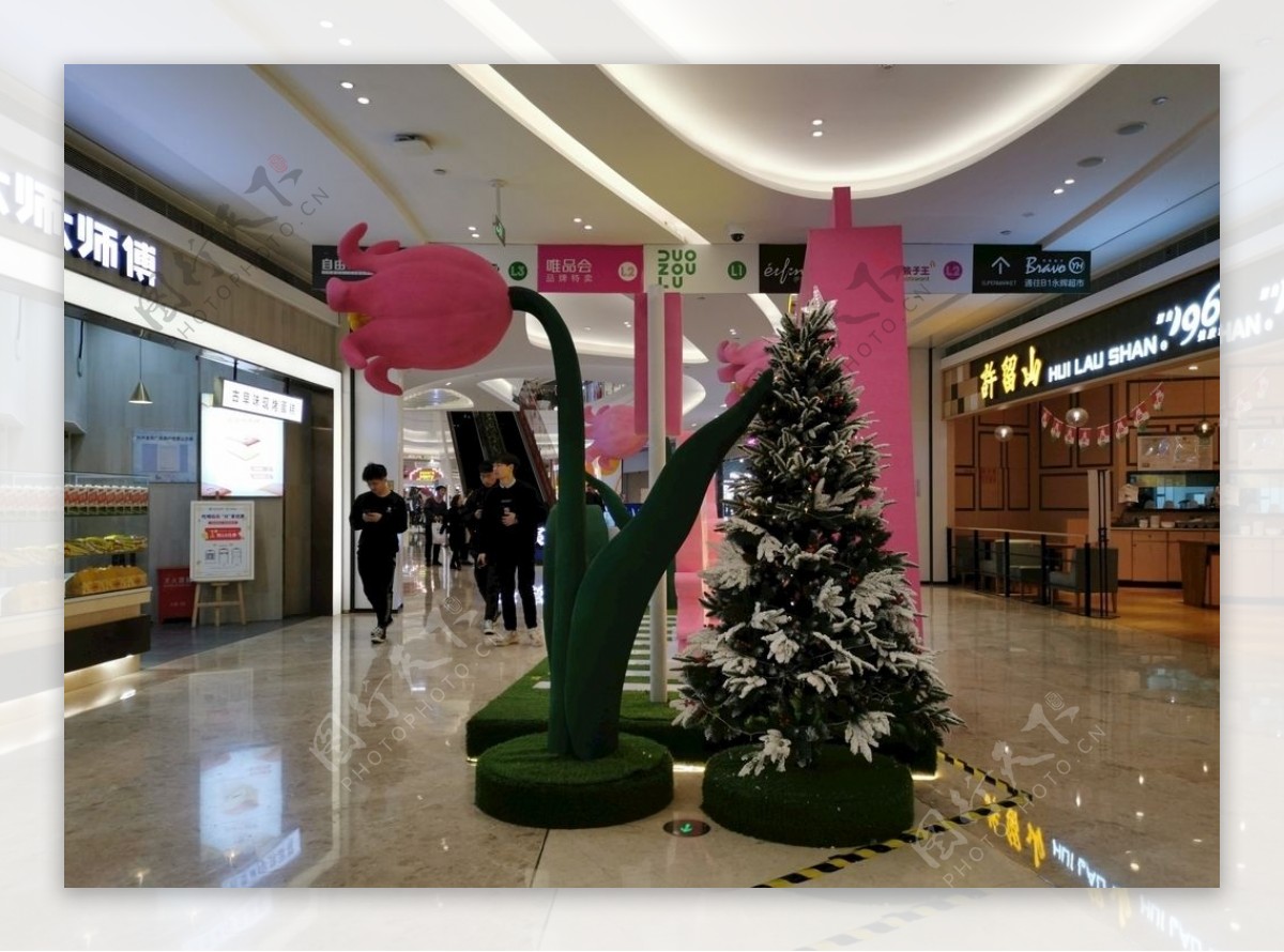 商场里的圣诞树