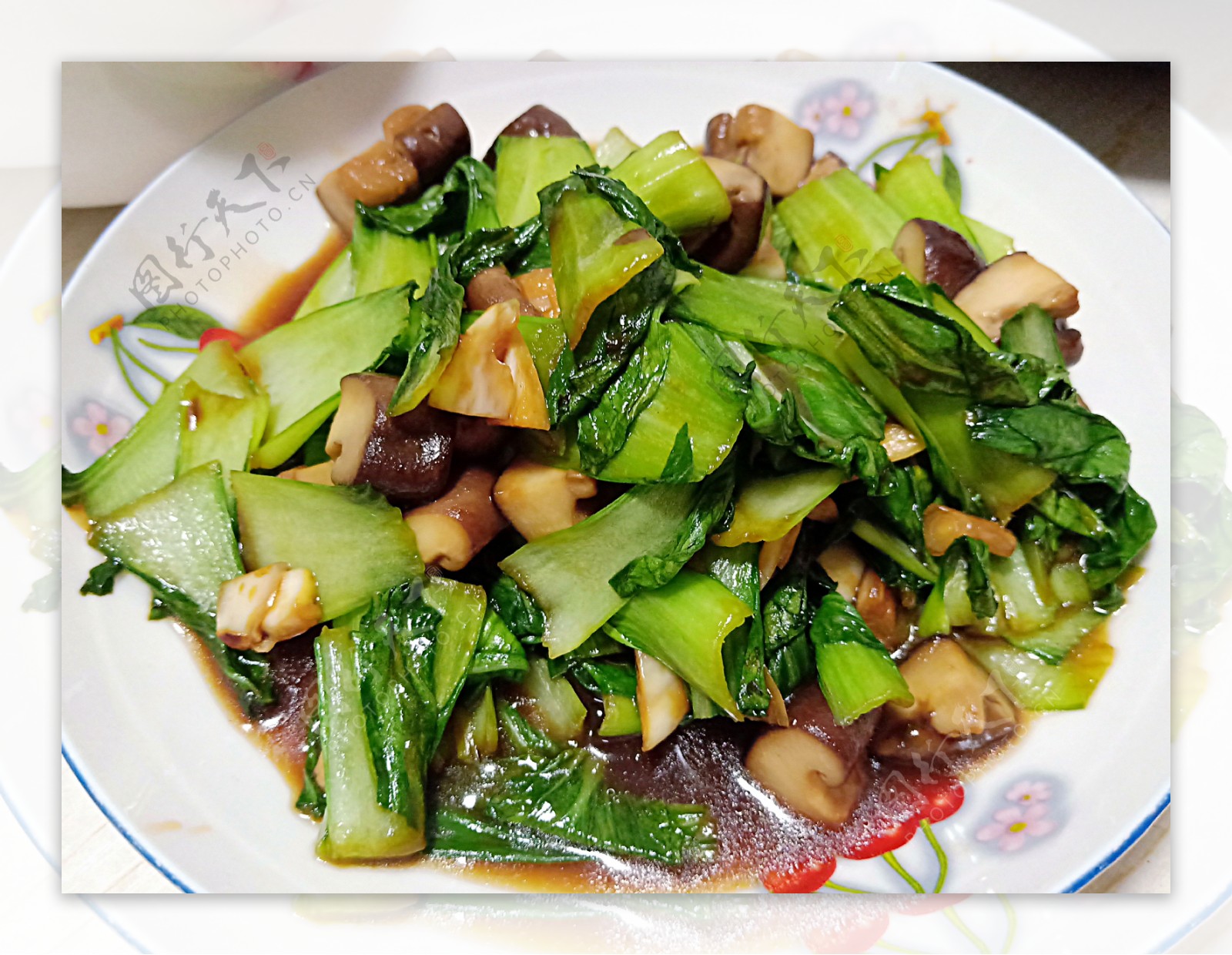 小羽私厨之香菇炒油菜 - 哔哩哔哩